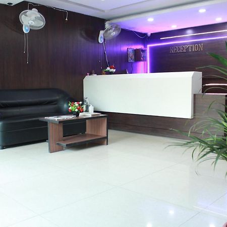 Hotel Chandra Jamshedpur Exteriör bild