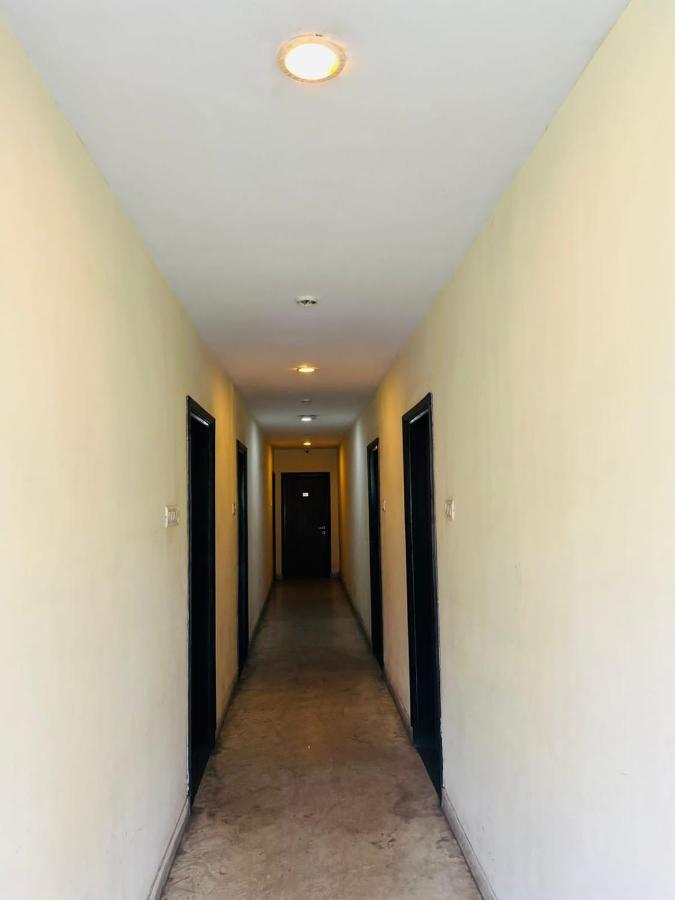 Hotel Chandra Jamshedpur Exteriör bild