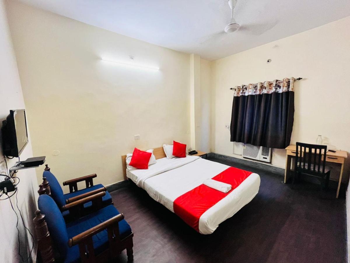 Hotel Chandra Jamshedpur Exteriör bild