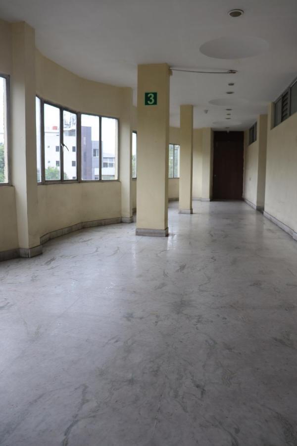 Hotel Chandra Jamshedpur Exteriör bild