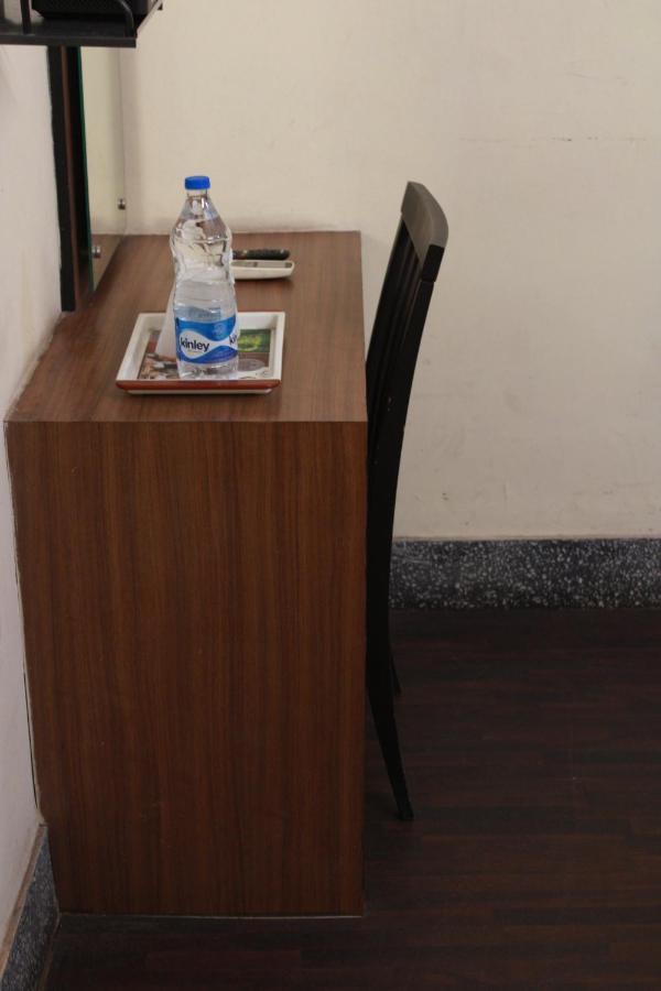 Hotel Chandra Jamshedpur Exteriör bild